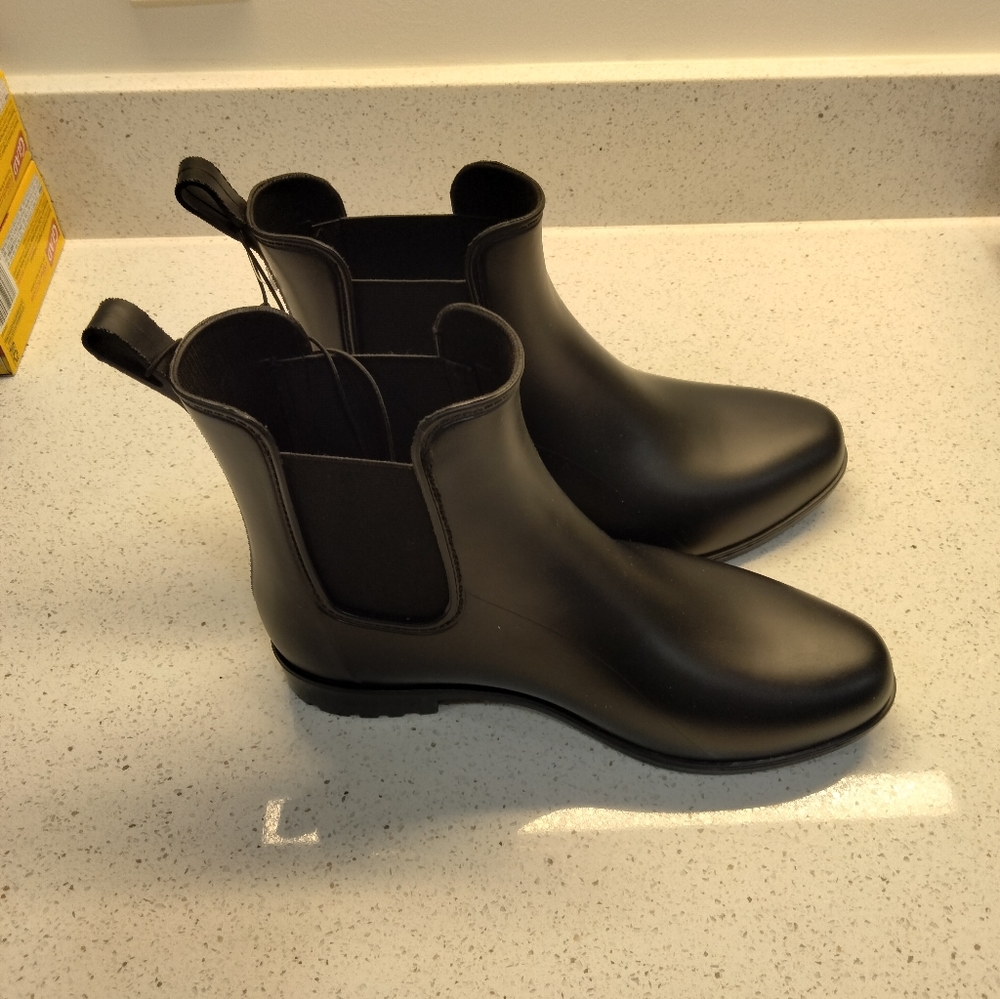 Black boots